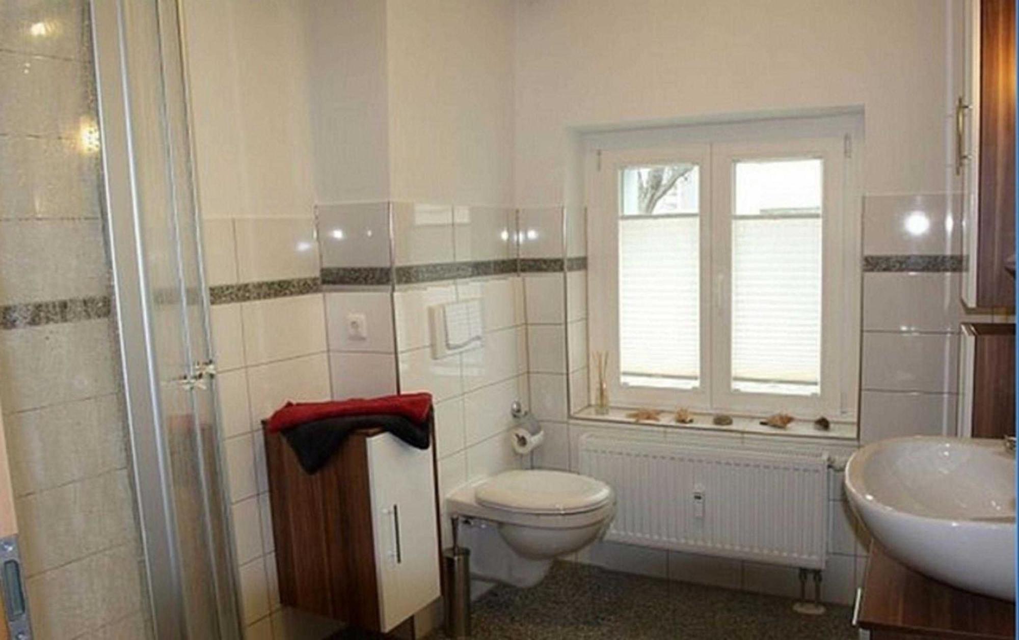 Rn_Ferienwohnungsvermietung _ Obje Rostock Ngoại thất bức ảnh